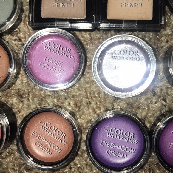 Eyeshadows - Picture 3 of 8